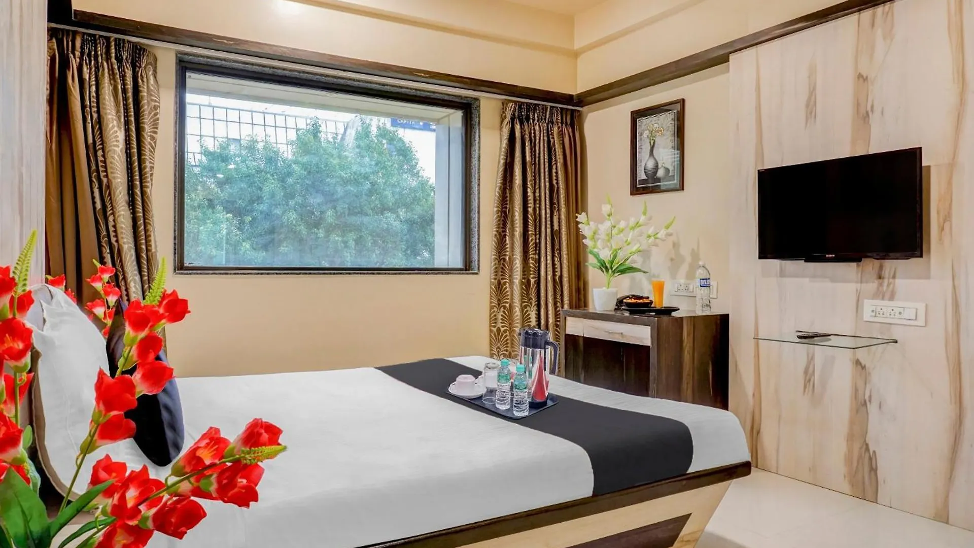 Hotel Hight Krone A Family Hotel Near Igi Airport Delhi Nové Dillí 4*,
